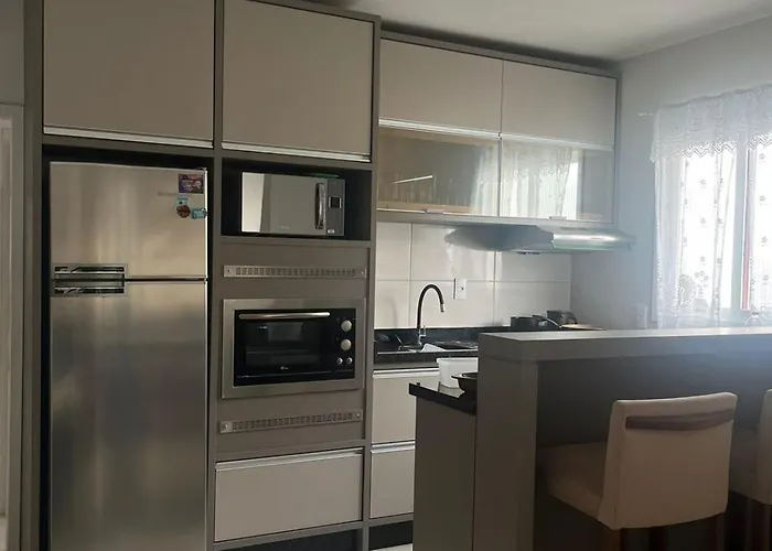 Quarto Acolhedor No Balneario